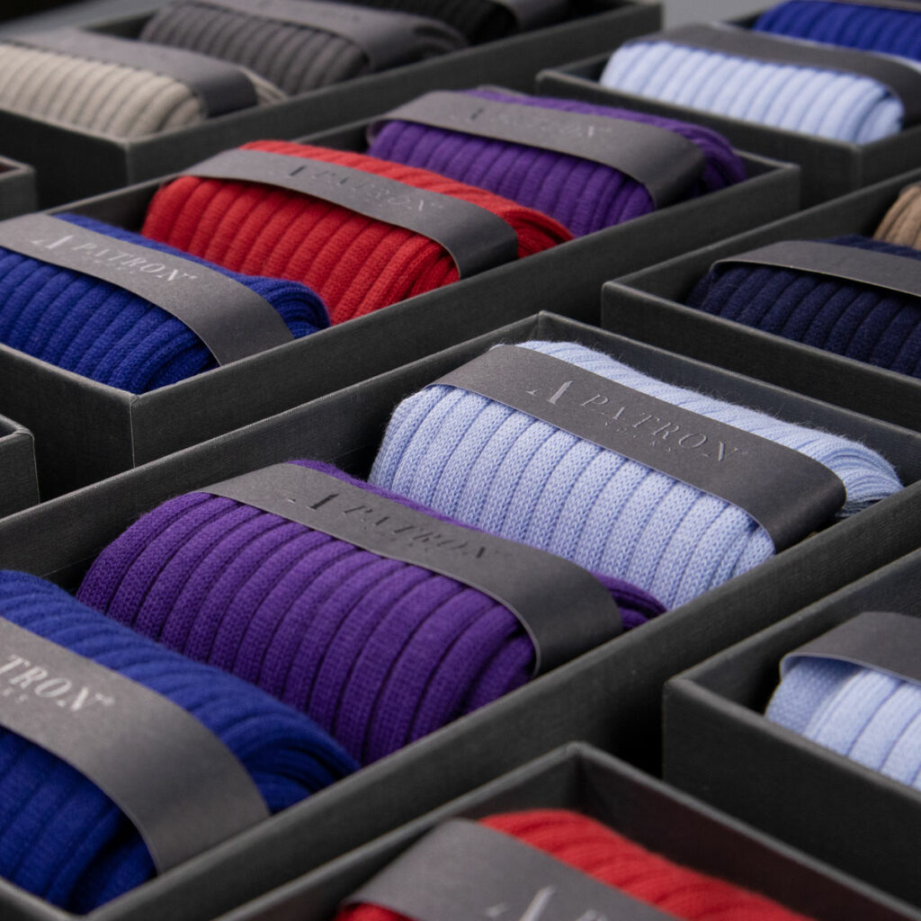Bunte Geschenkbox mit Business Socken für Männer