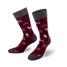 Lustige bordeaux rote Socken mit verschiedenen Hunde Motiven von PATRON SOCKS
